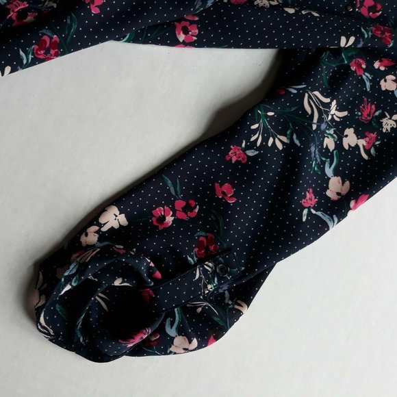 Maurices S Small Floral Polka Dot Blouse Mid Zip - Picture 8 of 8